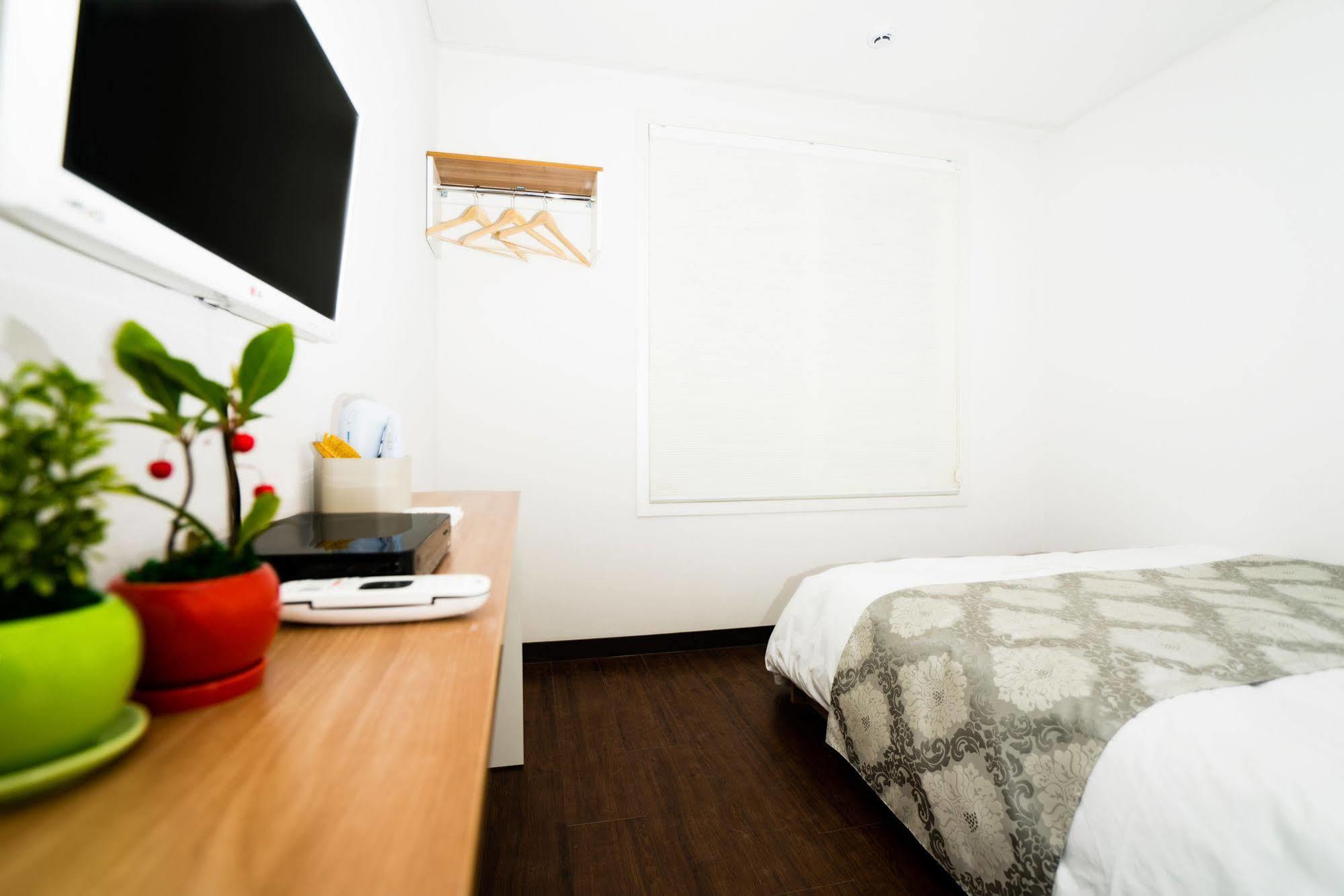 Park Avenue Hostel Szöul Kültér fotó